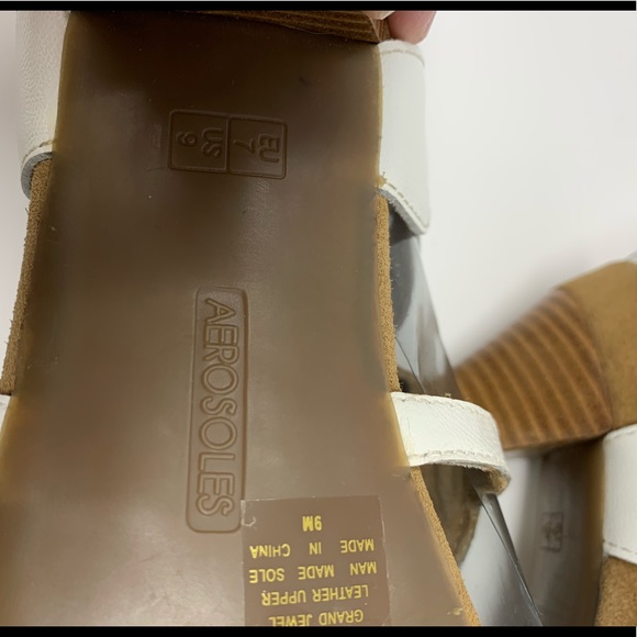 Aerosoles 9M Grand Jewel White Leather & Turquoise Jeweled Sandals shoes NEW - Picture 8 of 9